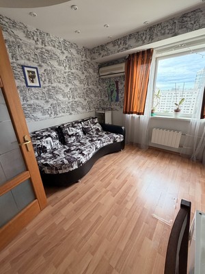 Продам трехкомнатную (3-комн.) квартиру, Обручева ул, 20, Москва г