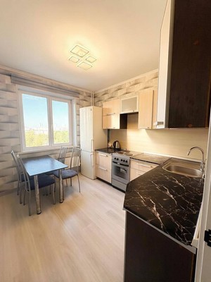 Продам двухкомнатную (2-комн.) квартиру, Алексеева ул, 99, Красноярск г