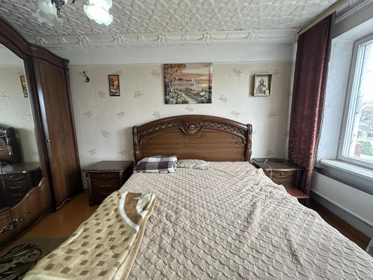 Продам трехкомнатную (3-комн.) квартиру, Железнодорожная ул, 81, Кропоткин г