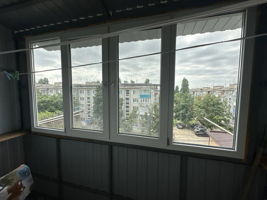 Продам трехкомнатную (3-комн.) квартиру, Железнодорожная ул, 81, Кропоткин г
