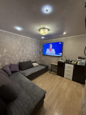 Продам двухкомнатную (2-комн.) квартиру, Строителей пр-кт, 11, Волгодонск г