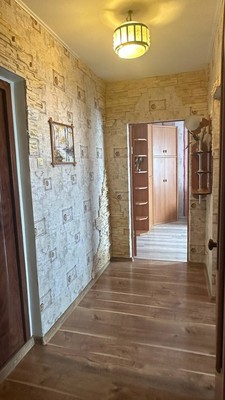 Продам двухкомнатную (2-комн.) квартиру, Балаклавская ул, 71, Симферополь г