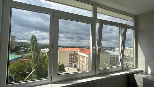 Продам двухкомнатную (2-комн.) квартиру, Балаклавская ул, 71, Симферополь г