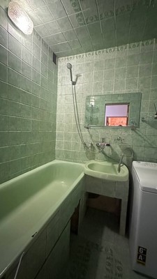 Продам двухкомнатную (2-комн.) квартиру, Балаклавская ул, 71, Симферополь г