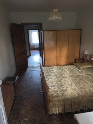 Продам трехкомнатную (3-комн.) квартиру, Адоратского ул, 10, Казань г