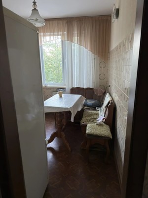 Продам трехкомнатную (3-комн.) квартиру, Адоратского ул, 10, Казань г