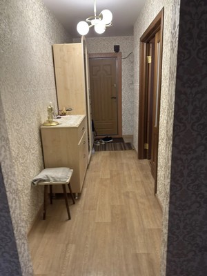 Продам трехкомнатную (3-комн.) квартиру, Адоратского ул, 10, Казань г