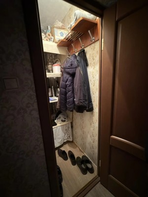 Продам трехкомнатную (3-комн.) квартиру, Адоратского ул, 10, Казань г