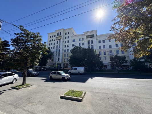 Продам многокомнатную квартиру, Лермонтова ул, 4, Нальчик г