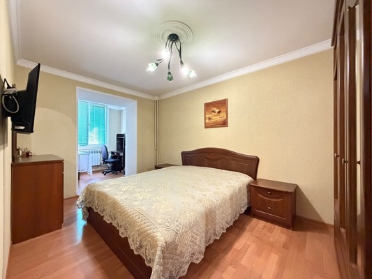 Продам двухкомнатную (2-комн.) квартиру, Т.Идарова ул, 174, Нальчик г