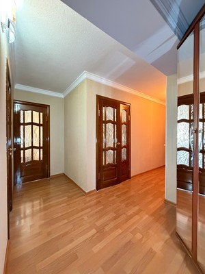 Продам двухкомнатную (2-комн.) квартиру, Т.Идарова ул, 174, Нальчик г