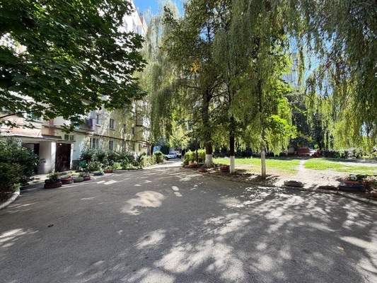 Продам двухкомнатную (2-комн.) квартиру, Т.Идарова ул, 174, Нальчик г