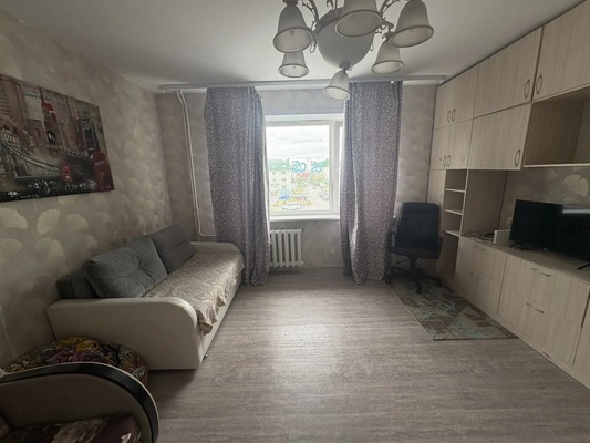 Продам двухкомнатную (2-комн.) квартиру, Ямская ул, 5, Ханты-Мансийск г