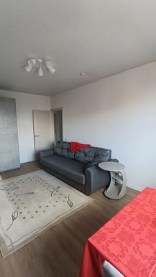 Сдам двухкомнатную (2-комн.) квартиру, Сиреневый б-р, 4/7, Москва г