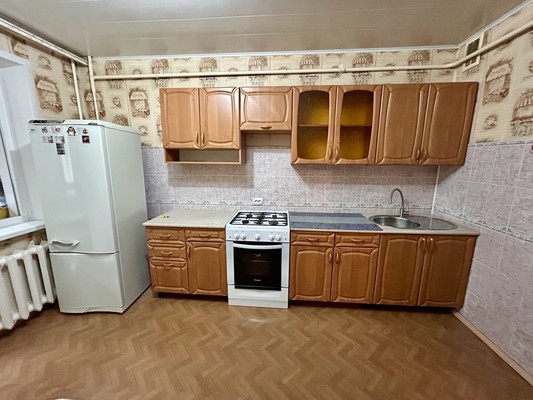 Продам двухкомнатную (2-комн.) квартиру, Пеше-Стрелецкая ул, 111, Воронеж г