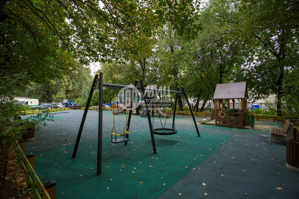 Продам двухкомнатную (2-комн.) квартиру, Волоколамское ш, 15/22, Москва г