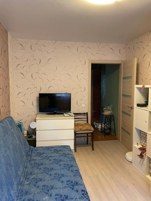 Продам трехкомнатную (3-комн.) квартиру, Ветлужская ул, 60, Пермь г