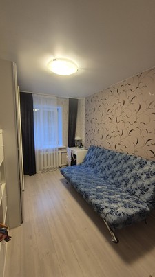 Продам трехкомнатную (3-комн.) квартиру, Ветлужская ул, 60, Пермь г