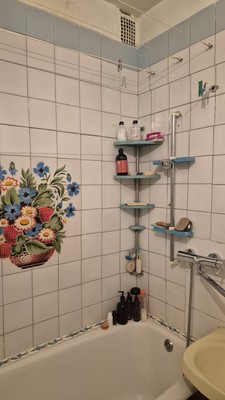 Продам трехкомнатную (3-комн.) квартиру, Ветлужская ул, 60, Пермь г