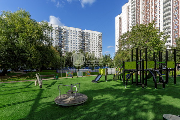 Продам двухкомнатную (2-комн.) квартиру, Мусы Джалиля ул, 36к1, Москва г