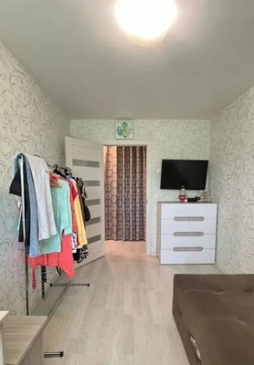 Продам двухкомнатную (2-комн.) квартиру, Большая Санкт-Петербургская ул, 150, Великий Новгород г