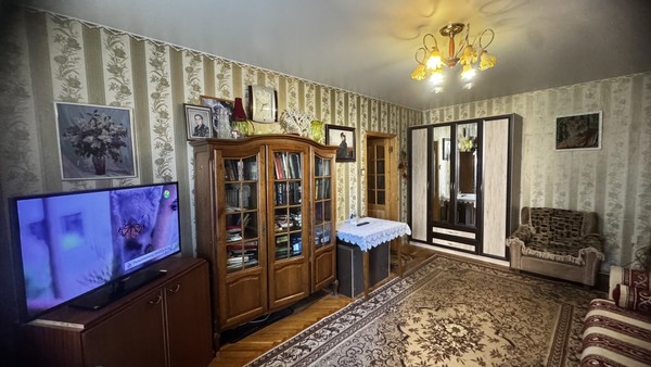 Продам двухкомнатную (2-комн.) квартиру, Кораблестроителей ул, 40Ак2, Санкт-Петербург г
