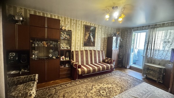 Продам двухкомнатную (2-комн.) квартиру, Кораблестроителей ул, 40Ак2, Санкт-Петербург г