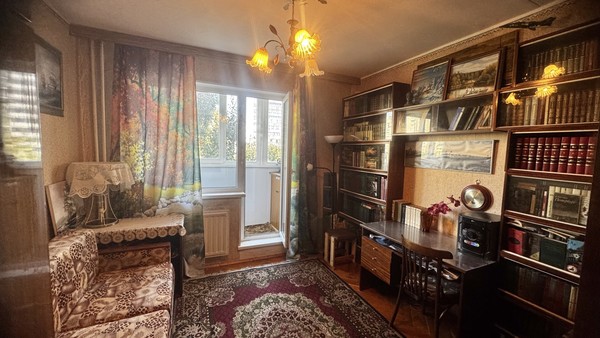 Продам двухкомнатную (2-комн.) квартиру, Кораблестроителей ул, 40Ак2, Санкт-Петербург г
