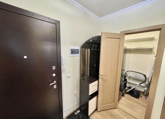 Продам однокомнатную (1-комн.) квартиру, Лабораторный пр-кт, 20Ак3, Санкт-Петербург г