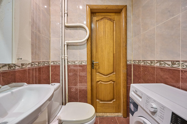 Продам двухкомнатную (2-комн.) квартиру, Шаболовка ул, 38, Москва г