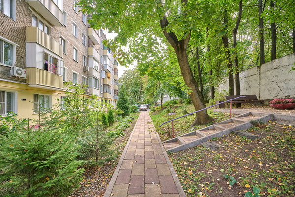 Продам двухкомнатную (2-комн.) квартиру, Шаболовка ул, 38, Москва г