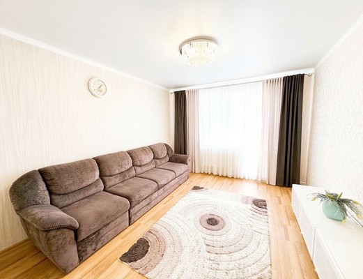 Продам трехкомнатную (3-комн.) квартиру, Мичурина ул, 11, Высокая Гора с