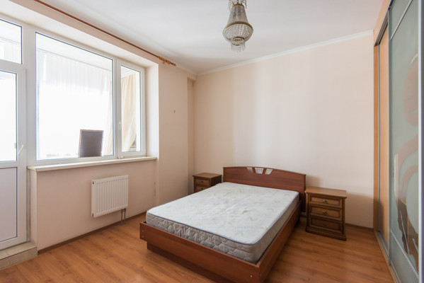 Продам двухкомнатную (2-комн.) квартиру, Максима Горького ул, 11к43, Ростов-на-Дону г