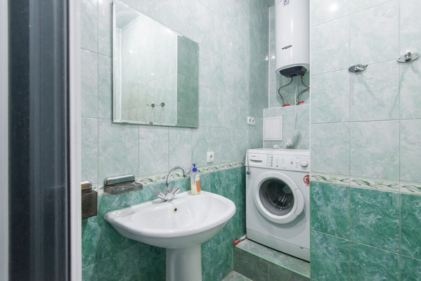 Продам двухкомнатную (2-комн.) квартиру, Максима Горького ул, 11к43, Ростов-на-Дону г
