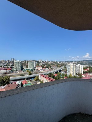 Продам трехкомнатную (3-комн.) квартиру, Трунова (Центральный р-н) пер, 6к4, Сочи г