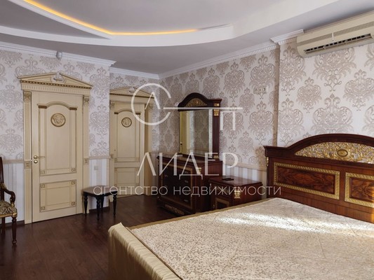 Продам многокомнатную квартиру, Виноградная ул, 53, Беранда с