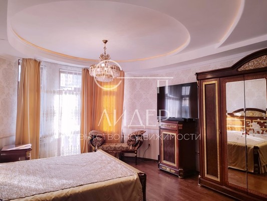 Продам многокомнатную квартиру, Виноградная ул, 53, Беранда с