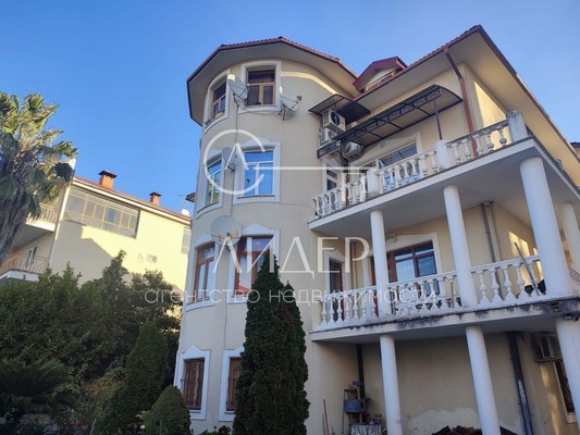 Продам многокомнатную квартиру, Виноградная ул, 53, Беранда с