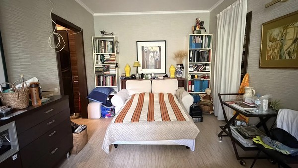 Продам трехкомнатную (3-комн.) квартиру, Гагарина (Центральный р-н) ул, 12, Сочи г