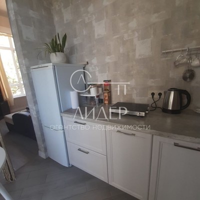 Продам однокомнатную (1-комн.) квартиру, Донской (Центральный р-н) пер, 112к1, Сочи г