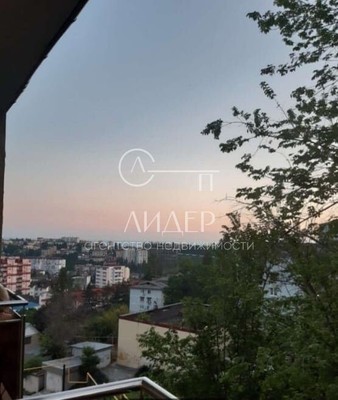 Продам однокомнатную (1-комн.) квартиру, Донской (Центральный р-н) пер, 112к1, Сочи г