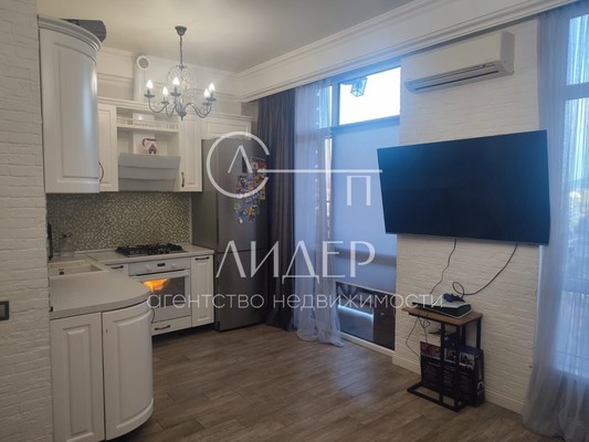 Продам двухкомнатную (2-комн.) квартиру, Виноградная ул, 116кА, Беранда с