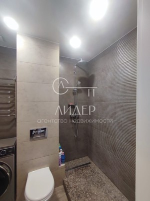 Продам двухкомнатную (2-комн.) квартиру, Виноградная ул, 116кА, Беранда с