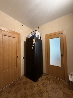 Продам двухкомнатную (2-комн.) квартиру, Лизы Чайкиной ул, 38, Симферополь г