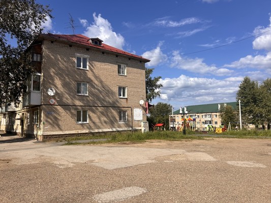 Продам двухкомнатную (2-комн.) квартиру, Культуры ул, 4, Полазна пгт