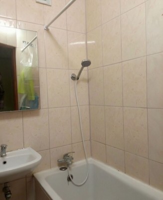 Продам трехкомнатную (3-комн.) квартиру, Карла Маркса ул, 35, Новороссийск г