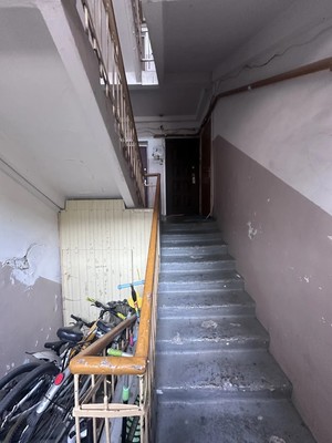 Продам трехкомнатную (3-комн.) квартиру, Карла Маркса ул, 35, Новороссийск г