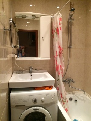 Продам трехкомнатную (3-комн.) квартиру, Профсоюзная ул, 16к1, Москва г