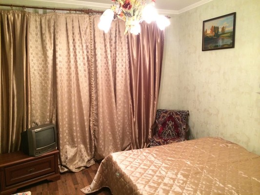 Продам трехкомнатную (3-комн.) квартиру, Профсоюзная ул, 16к1, Москва г