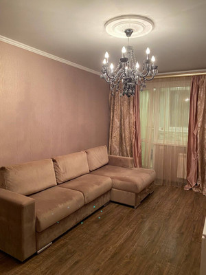 Продам двухкомнатную (2-комн.) квартиру, Адмирала Лазарева ул, 52, Москва г